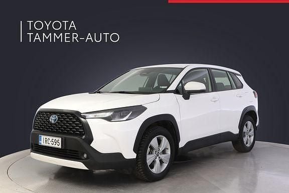 Valkoinen Käytetty 2023 Toyota Corolla Cross Active Katumaasturi | 33 880 € (Perustarjous) - Kuva 1/4