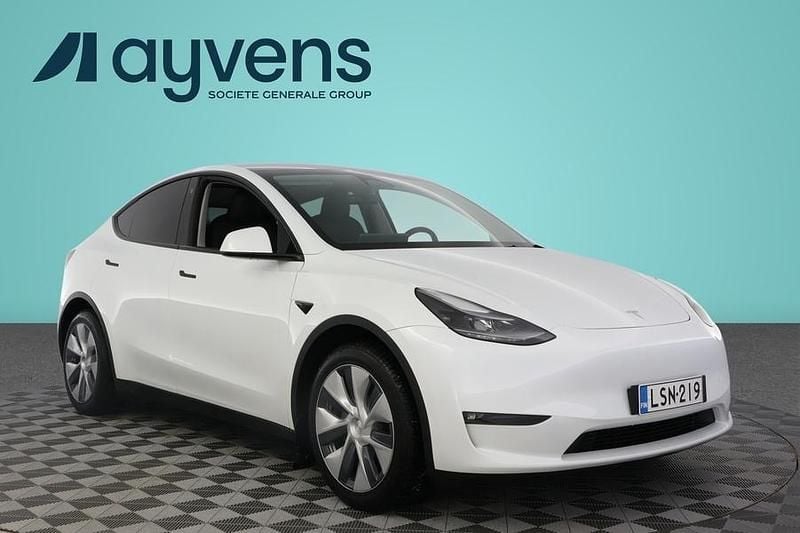 Käytetty Tesla Model Y 258 kW (351 HP) 2023 Valkoinen Katumaasturi