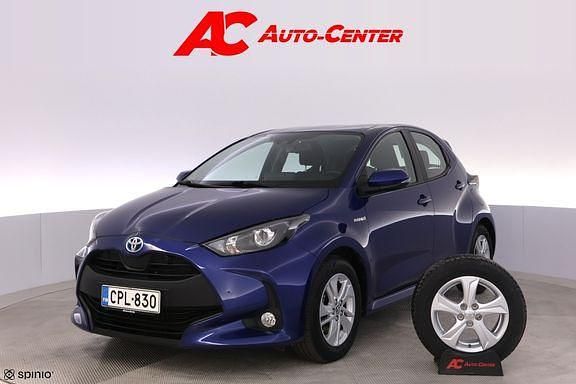 Sininen Käytetty 2021 Toyota Yaris Active Viistoperä | 18 990 € (Perustarjous) - Kuva 1/4