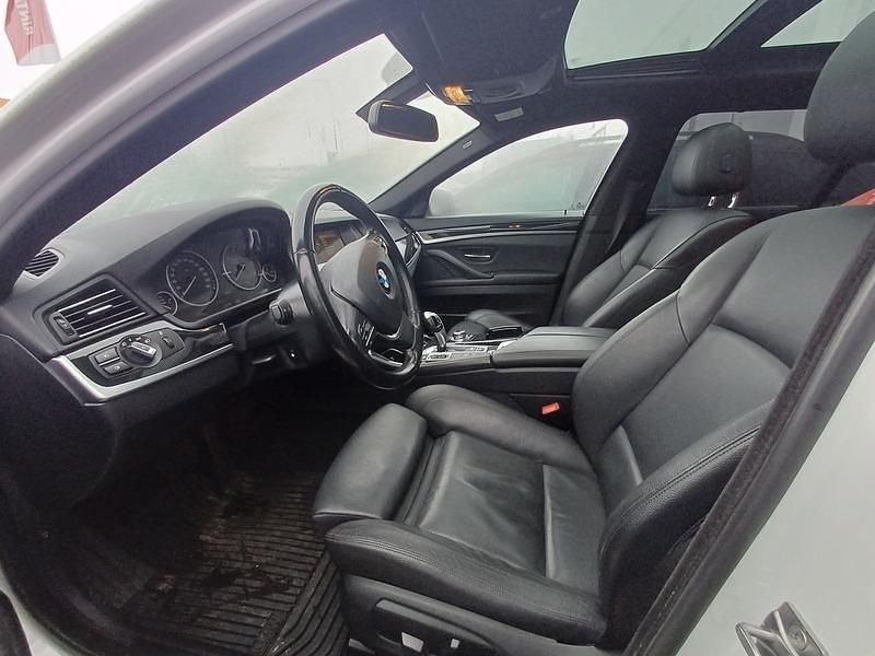 Käytetty BMW 520 Exclusive 190 HP (139 kW) 2017 Farmari