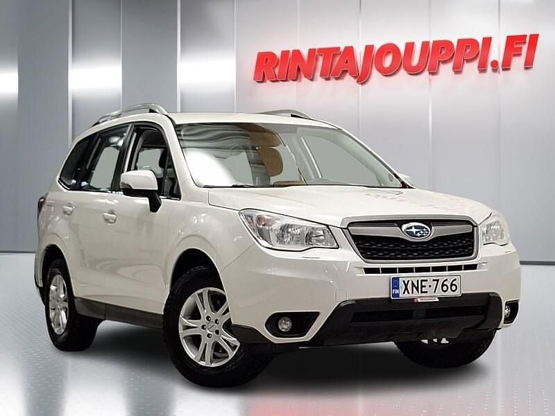 Valkoinen Käytetty 2015 Subaru Forester Katumaasturi | 15 380 € (Perustarjous) - Kuva 1/4