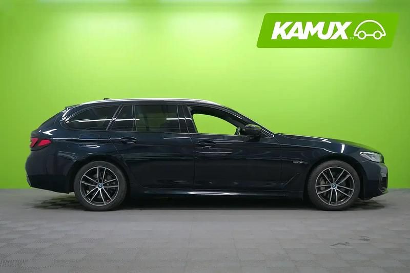 Käytetty BMW 530e M Sport 292 HP (214 kW) 2022 Musta Farmari