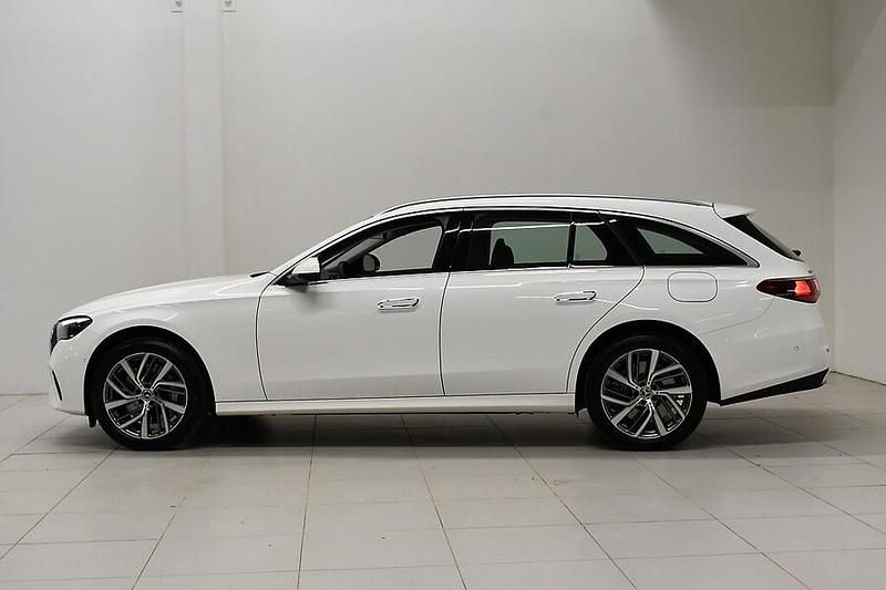 Käytetty Mercedes E300 277 HP (203 kW) 2024 149 Farmari