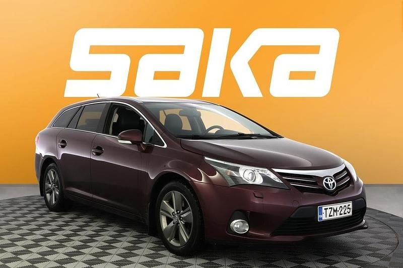 Käytetty Toyota Avensis Active 124 HP (91 kW) 2014 Farmari