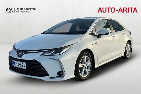Käytetty Toyota Corolla Active 121 HP (88 kW) 2019 Valkoinen Sedan