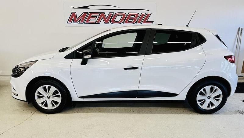 Käytetty Renault Clio IV Life 73 HP (53 kW) 2017 Viistoperä