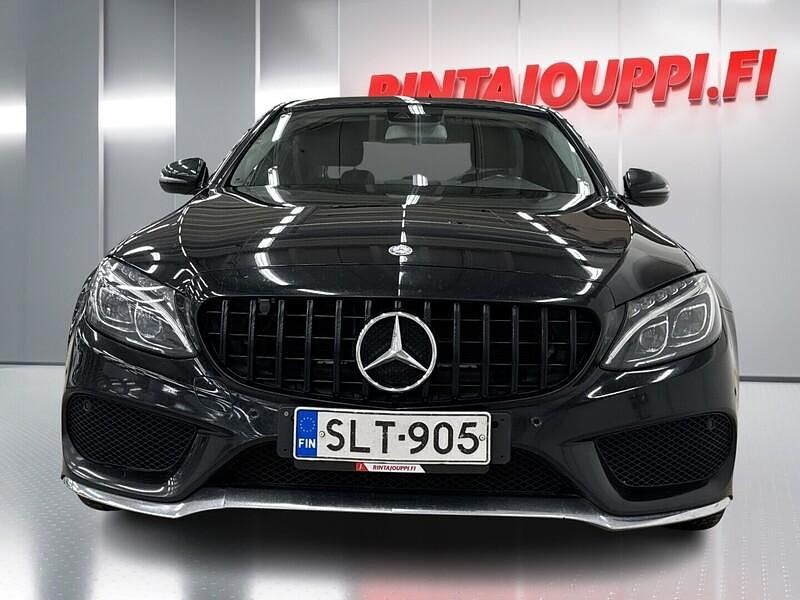 Käytetty Mercedes C200 Premium 136 HP (100 kW) 2015 Musta Sedan