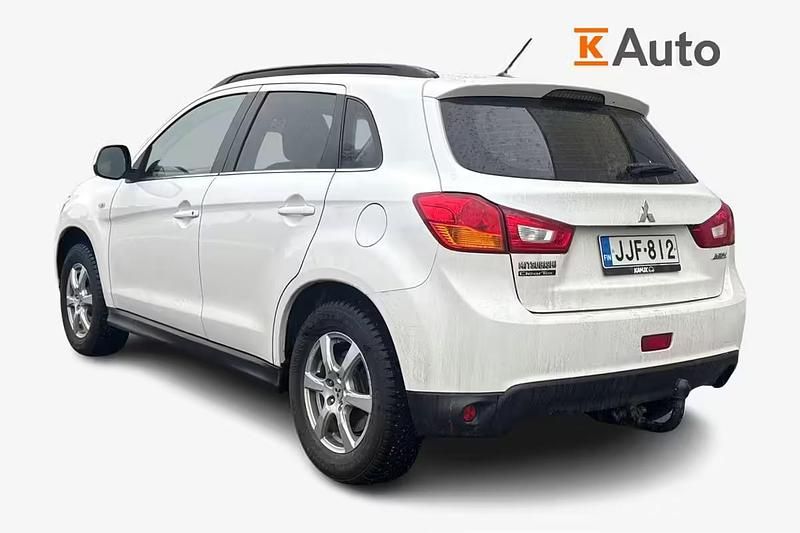 Käytetty Mitsubishi ASX Inform 117 HP (86 kW) 2014 Katumaasturi