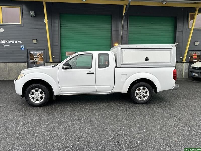 Valkoinen Käytetty 2014 Nissan Navara Nouto | 16 550 € (Perustarjous) - Kuva 1/4