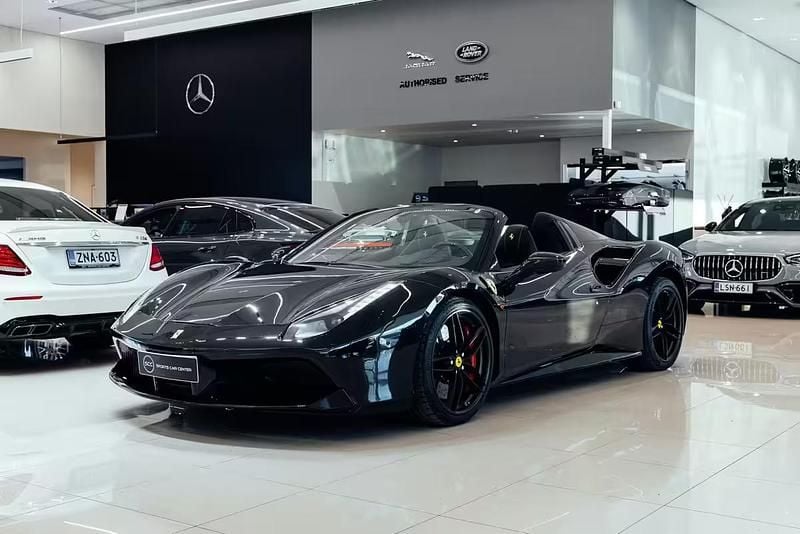 Käytetty Ferrari 488 2017 Avoauto