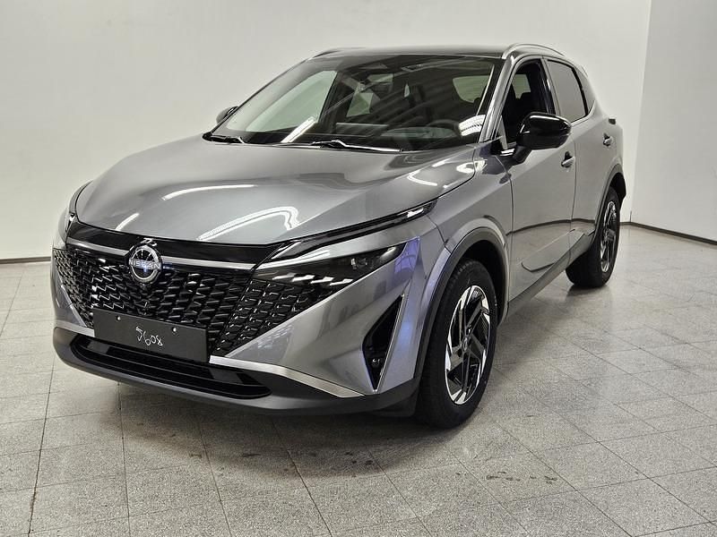 Uusi Nissan Qashqai N-Connecta 158 HP (116 kW) 2025 Katumaasturi