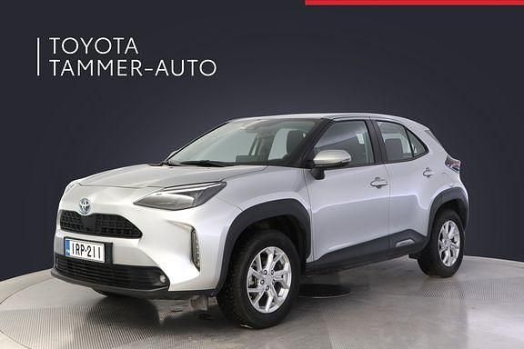 Hopea Käytetty 2024 Toyota Yaris Cross Active Katumaasturi | 27 880 € (Perustarjous) - Kuva 1/4