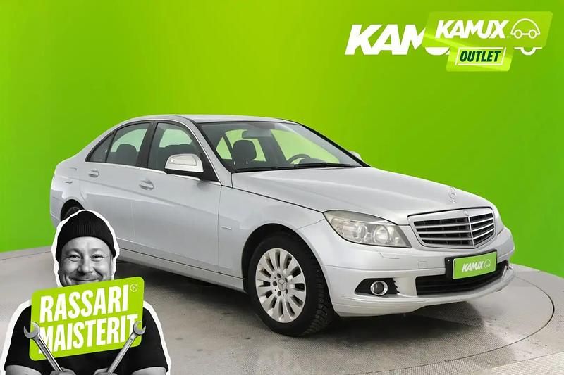Käytetty Mercedes C220 170 HP (125 kW) 2007 Hopea / harmaa Sedan