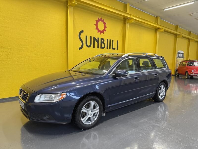 Käytetty 2012 Volvo V70 Summum Farmari | 11 800 € (Hyvä tarjous) - Kuva 1/3