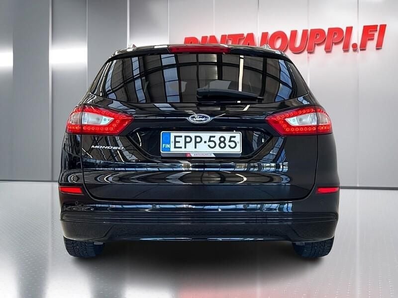 Käytetty Ford Mondeo Titanium 150 HP (110 kW) 2016 Farmari