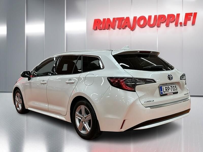 Käytetty Toyota Corolla Edition 122 HP (89 kW) 2022 Farmari