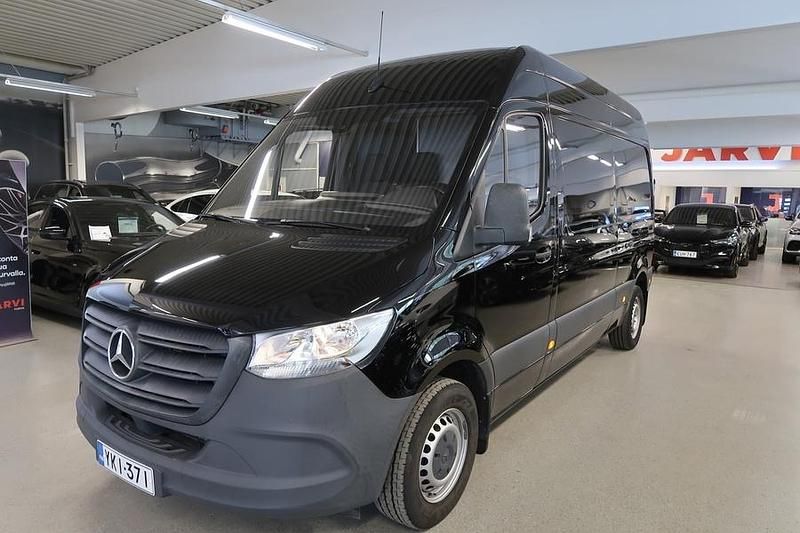 Musta Käytetty 2020 Mercedes Sprinter Van | 38 500 € (Hieman kallis) - Kuva 1/3