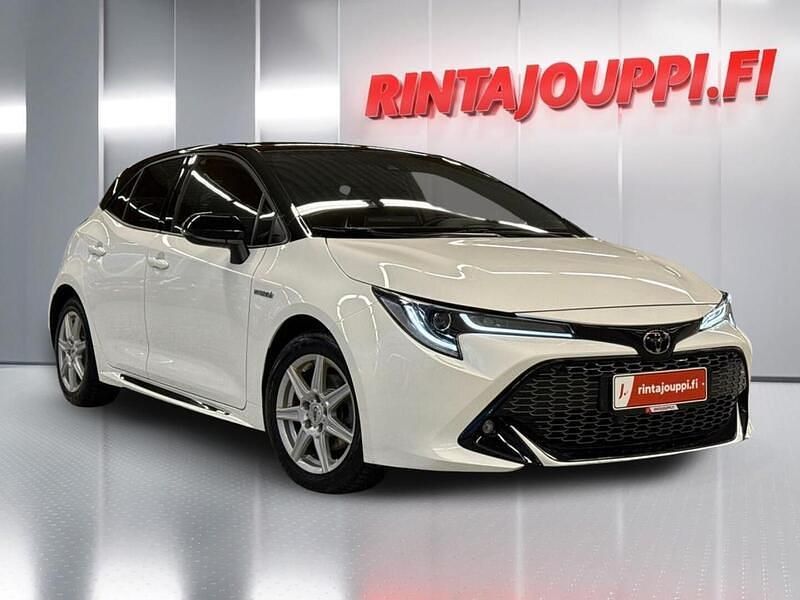 Valkoinen Käytetty 2021 Toyota Corolla Sport Viistoperä | 25 900 € (Perustarjous) - Kuva 1/3
