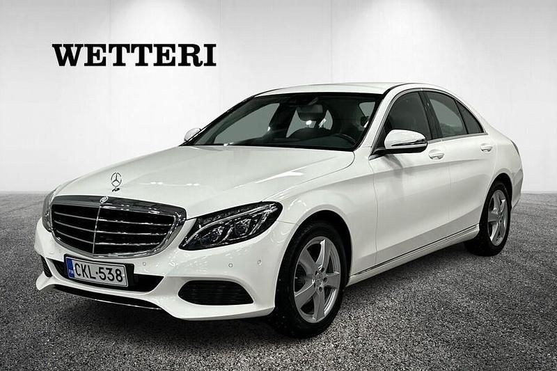 Valkoinen Käytetty 2017 Mercedes C200 Edition Sedan | 24 490 € (Perustarjous) - Kuva 1/4