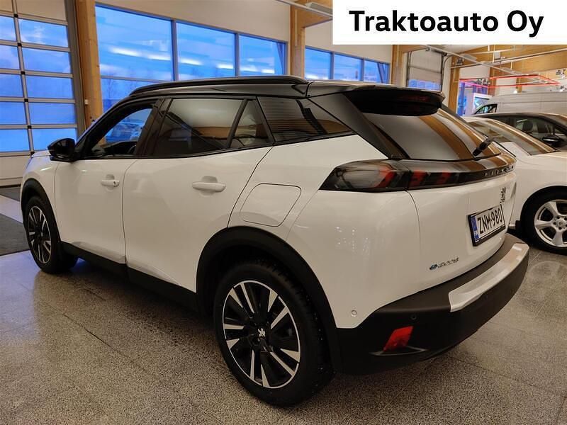 Käytetty Peugeot e-2008 GTi 136 kW (185 HP) 2020 Valkoinen Katumaasturi
