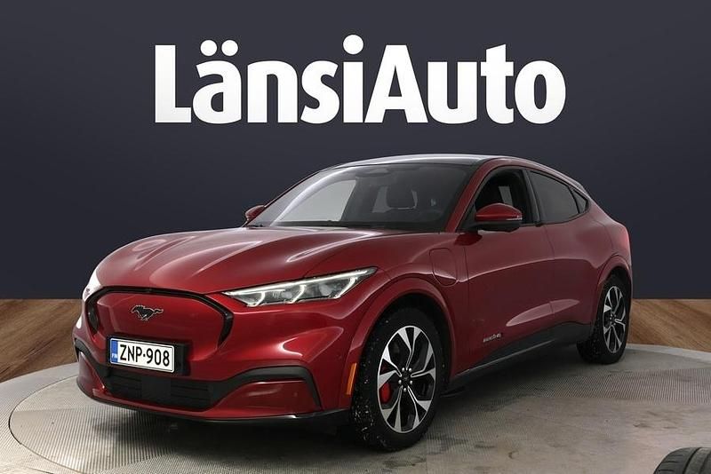 Käytetty Ford Mustang Mach-E 275 kW (375 HP) 2021 Punainen Katumaasturi