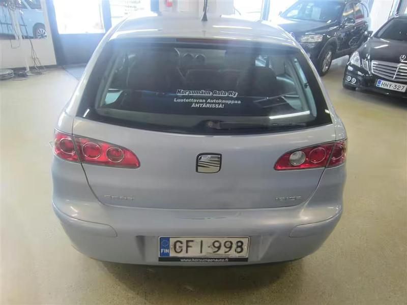 Käytetty Seat Ibiza Stella 2003 Viistoperä