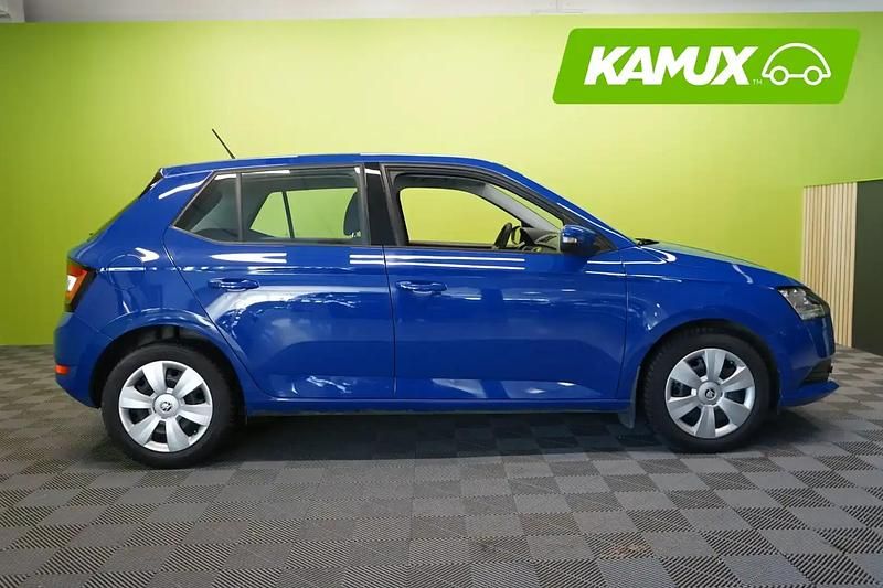 Käytetty Skoda Fabia Active 95 HP (69 kW) 2021 Sininen Sedan