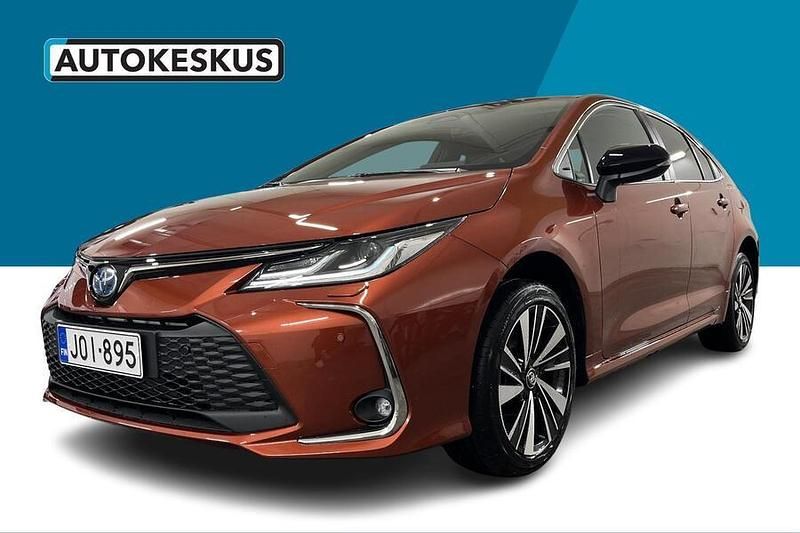4z3 metal oxide Käytetty 2025 Toyota Corolla Sedan | 36 900 € (Kallis) - Kuva 1/4