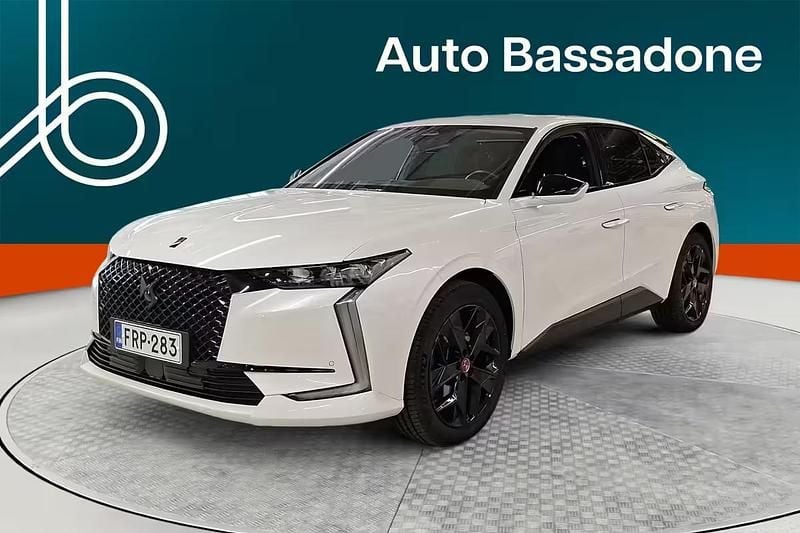 Valkoinen Käytetty 2025 DS Automobiles DS4 Performance Viistoperä | 39 490 € - Kuva 1/4