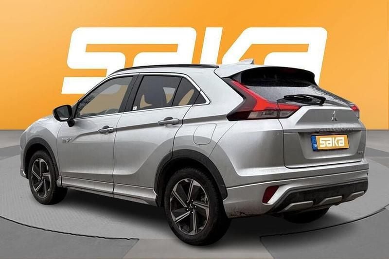 Käytetty Mitsubishi Eclipse Cross Instyle 185 HP (136 kW) 2022 Katumaasturi