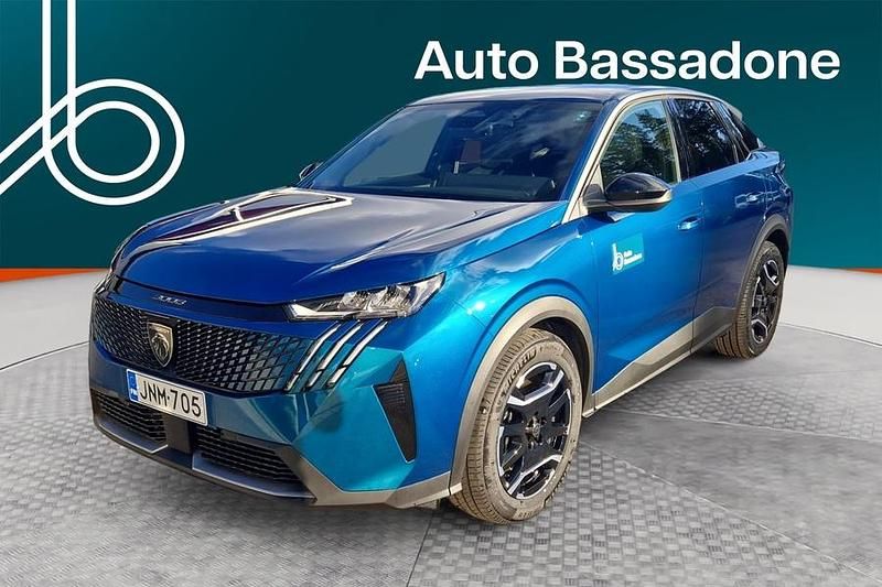 Käytetty Peugeot e-3008 Allure 155 kW (211 HP) 2025 Katumaasturi