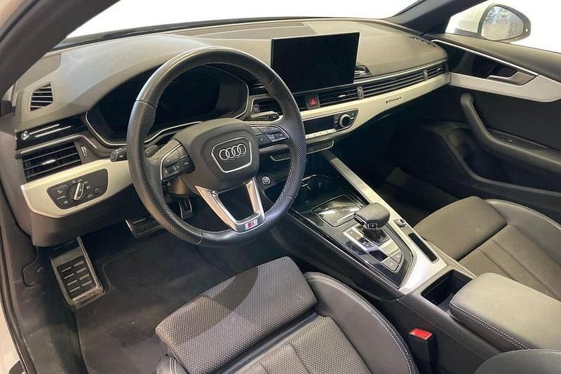 Käytetty Audi A4 Advanced Plus 204 HP (150 kW) 2021 Farmari