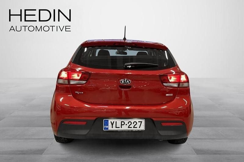 Käytetty Kia Rio Active 120 HP (88 kW) 2020 Punainen Viistoperä