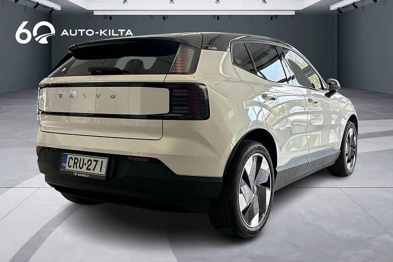 Käytetty Volvo EX30 Plus 200 kW (272 HP) 2024 Valkoinen Katumaasturi