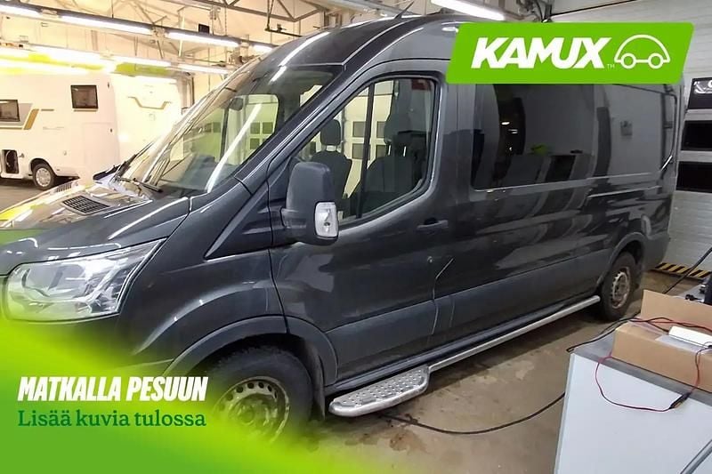 Käytetty Ford Transit Trend 155 HP (114 kW) 2015 Hopea / harmaa Sedan