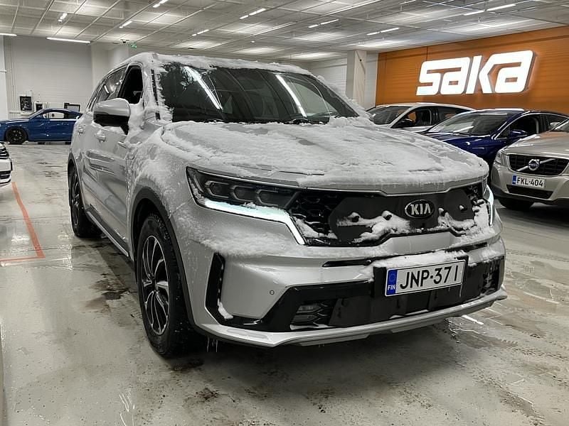 Käytetty Kia Sorento 265 HP (194 kW) 2021 Katumaasturi