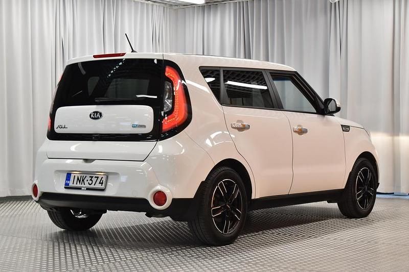 Käytetty Kia Soul 132 HP (97 kW) 2015 Katumaasturi