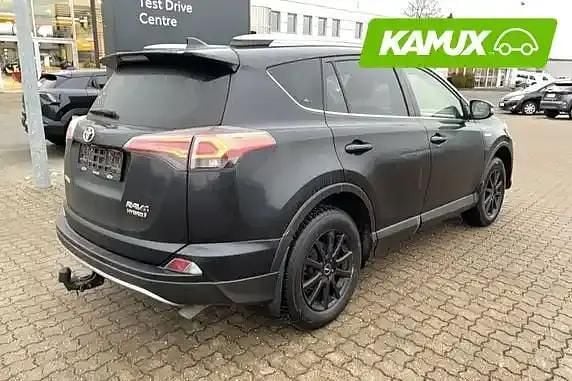 Käytetty Toyota RAV4 Hybrid 155 HP (114 kW) 2018 Musta Katumaasturi