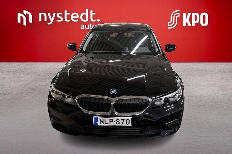 Käytetty BMW 330e iPerformance 292 HP (214 kW) 2019 Musta Sedan