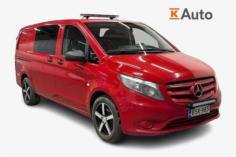 Käytetty Mercedes Vito 88 HP (64 kW) 2015 Punainen Van