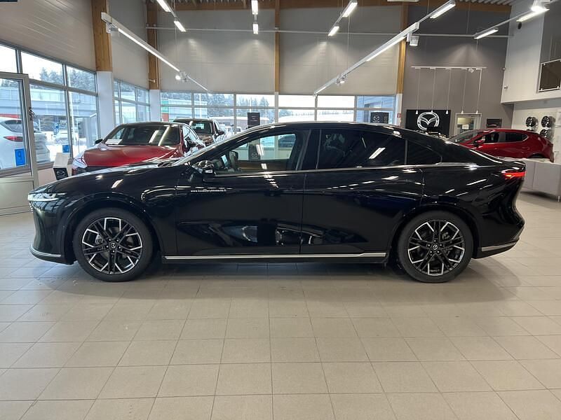 Uusi Mazda 6e Takumi-Line 189 kW (258 HP) 2025 Musta Sedan