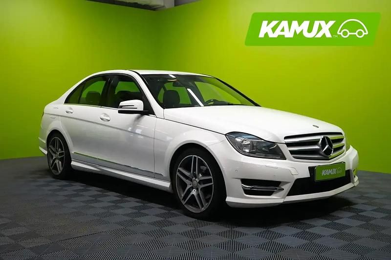 Valkoinen Käytetty 2013 Mercedes C200 Avantgarde Sedan | 11 900 € (Hyvä tarjous) - Kuva 1/4