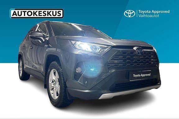 Käytetty Toyota RAV4 Active 176 HP (129 kW) 2020 Harmaa Katumaasturi