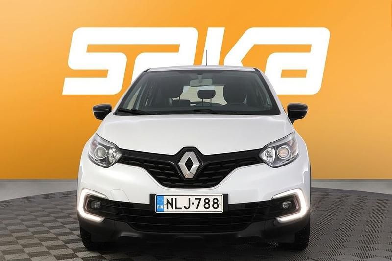 Käytetty Renault Captur Zen 90 HP (66 kW) 2018 Katumaasturi