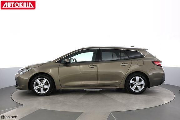 Käytetty Toyota Corolla Edition 121 HP (88 kW) 2022 Ruskea (beige) Farmari