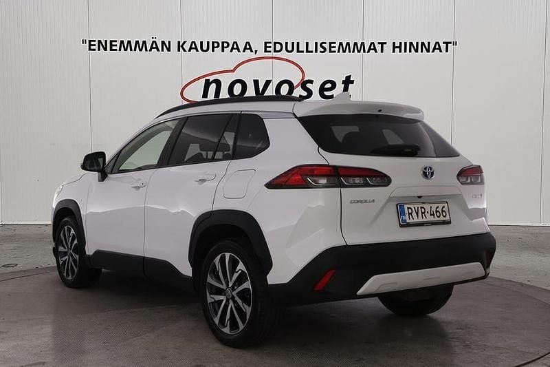 Käytetty Toyota Corolla Cross Edition 140 HP (102 kW) 2024 Valkoinen Katumaasturi