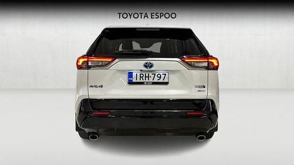 Käytetty Toyota RAV4 Edition 302 HP (222 kW) 2023 Valkoinen Katumaasturi