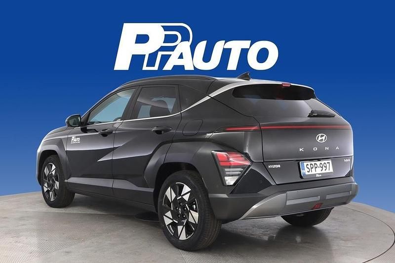 Käytetty Hyundai Kona Edition 129 HP (94 kW) 2025 Musta Katumaasturi