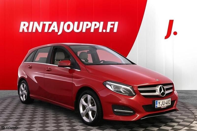 Käytetty Mercedes B200 Business 136 HP (100 kW) 2018 Punainen Tila-auto