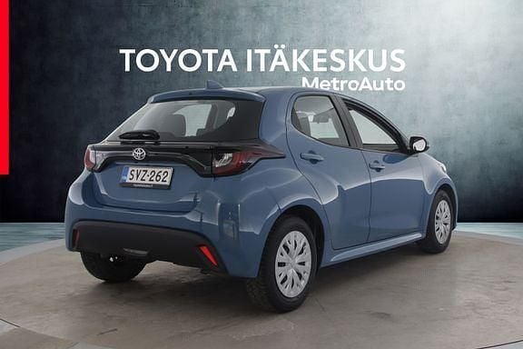 Käytetty Toyota Yaris Active 125 HP (91 kW) 2021 Sininen Viistoperä